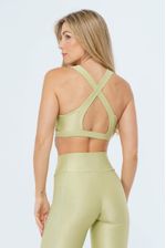 TP0507B_TOP_FITNESS_BASICO_LYNX_VERDE_ABACATE_UNICA_COSTAS01