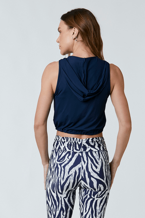 BLUSA CROPPED LUAR CAPUZ AZUL MARINHO