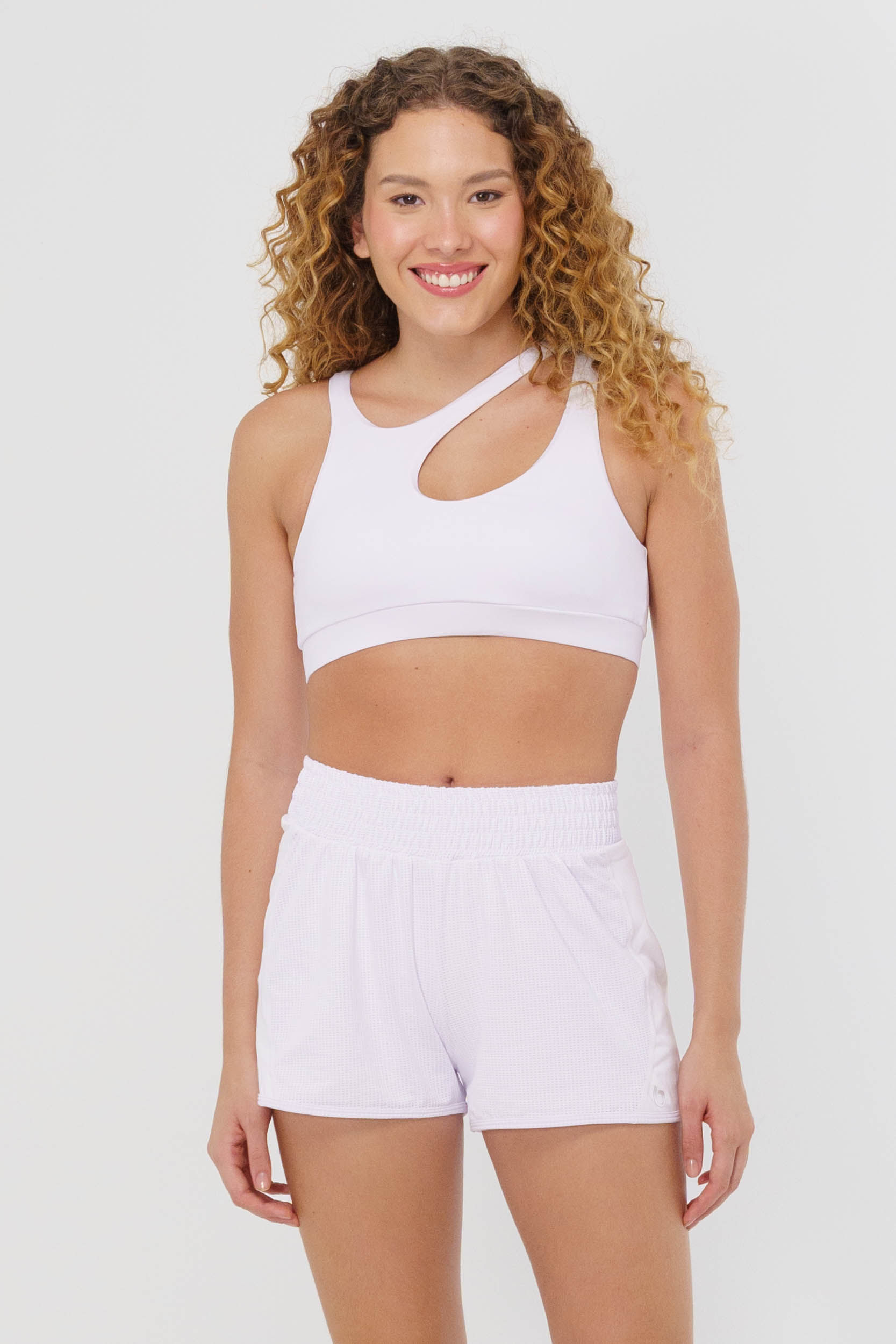 SHORT FITNESS ESPECTRO BRANCO