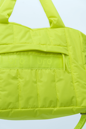BOLSA NYLON MEDIA AMARELO NEON