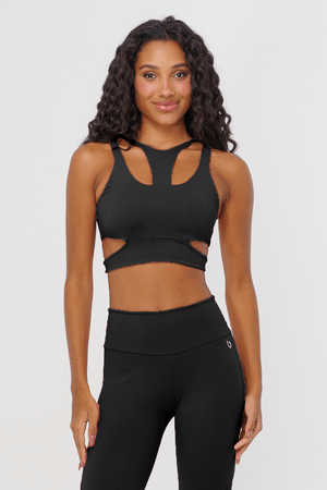 TOP CROPPED TOM PRETO