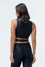 CR0464_TOP_CROPPED_DELEITE_PRETO_ANIMAL_PRINT_UNICA_COSTAS01