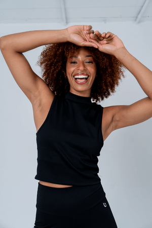 TOP CROPPED STRIPE PRETO